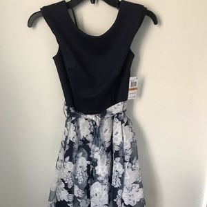 💙🤩 Blue Floral Dress from B. Darlin🌟